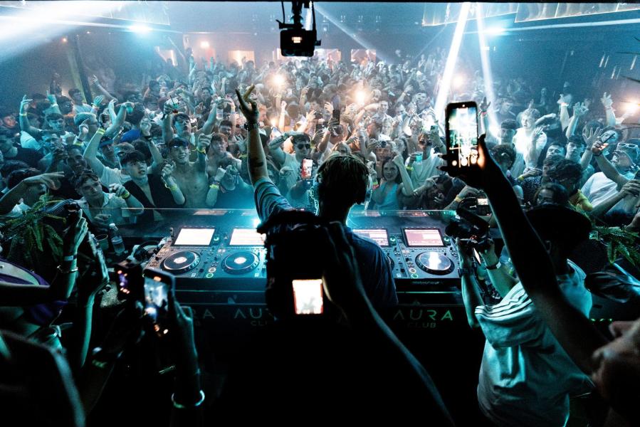 The Club